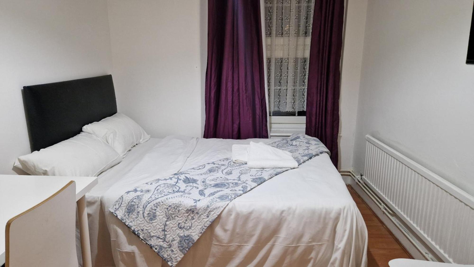 The Cosy Newcourt House, 6-sleeper - 15 Minutes From Zone 1 * Londra