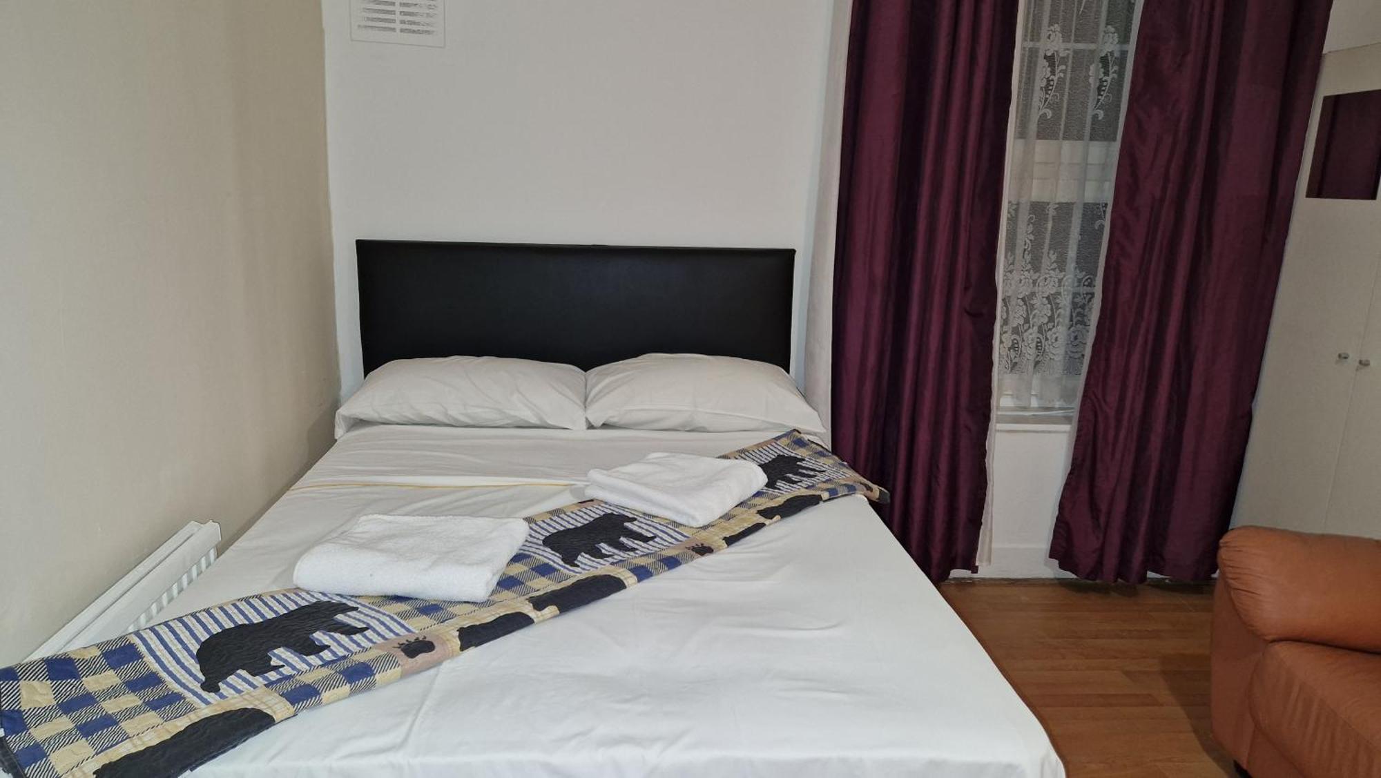 The Cosy Newcourt House, 6-sleeper - 15 Minutes From Zone 1 Appartamento