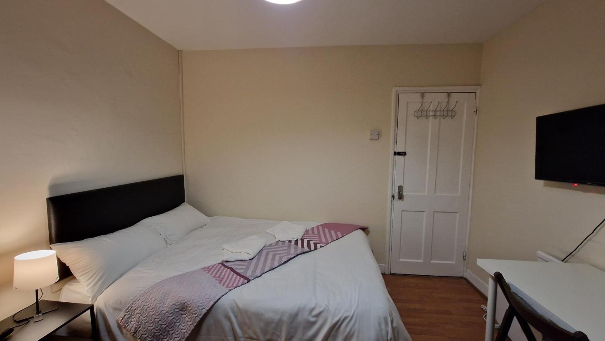 The Cosy Newcourt House, 6-sleeper - 15 Minutes From Zone 1 Appartamento *