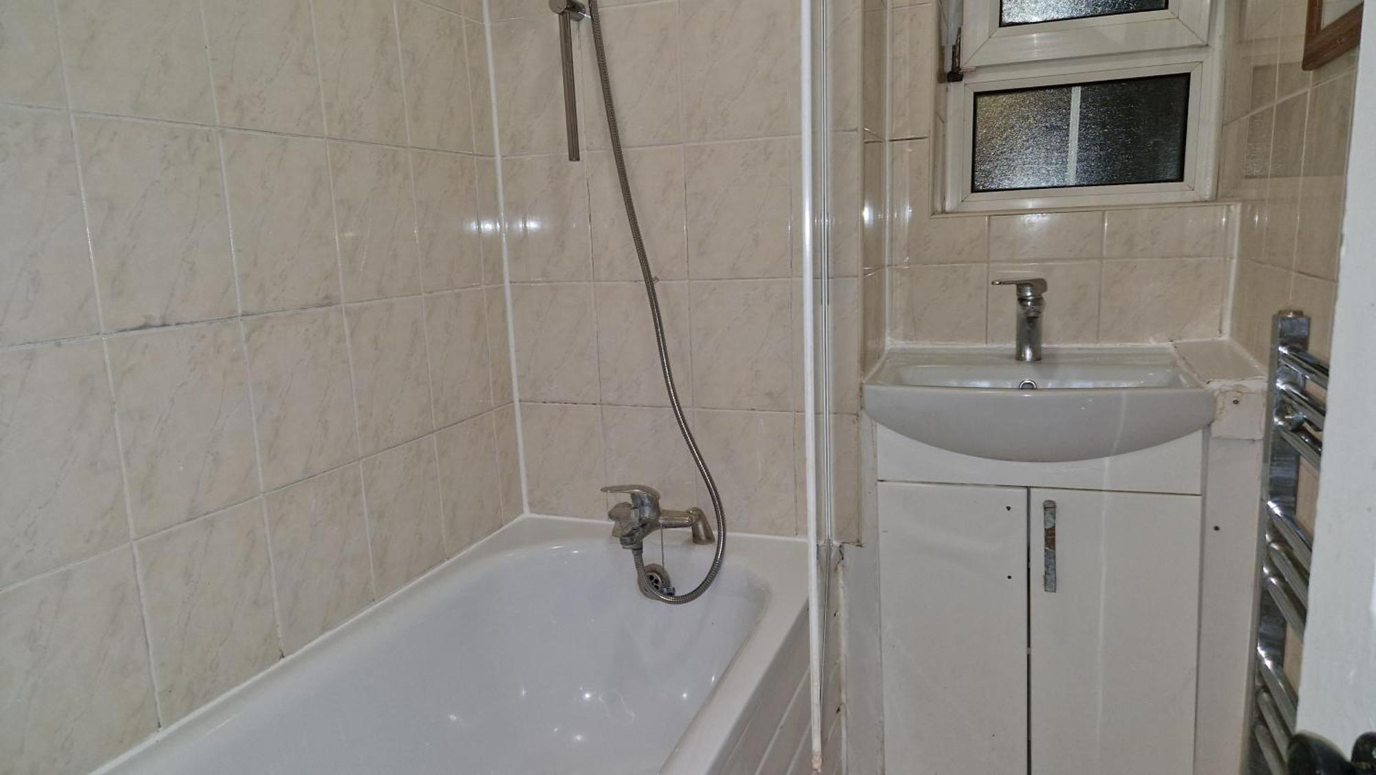 The Cosy Newcourt House, 6-sleeper - 15 Minutes From Zone 1 Appartamento Londra
