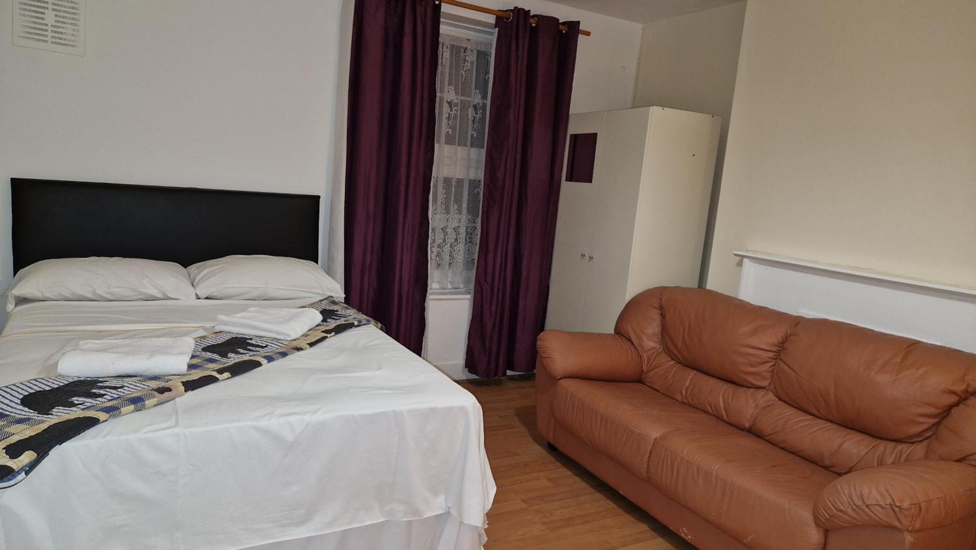 The Cosy Newcourt House, 6-sleeper - 15 Minutes From Zone 1 Appartamento *