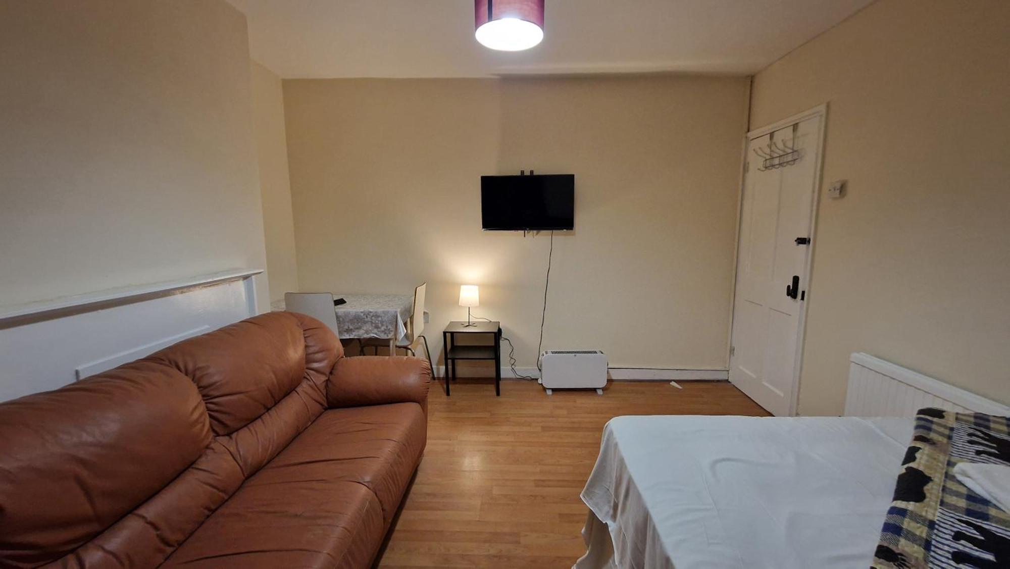 Appartamento The Cosy Newcourt House, 6-sleeper - 15 Minutes From Zone 1