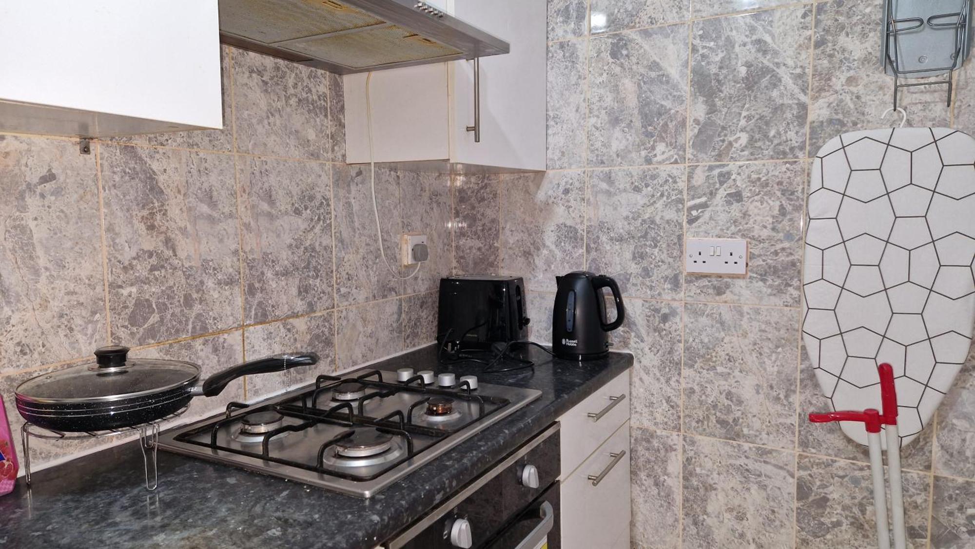 Appartamento The Cosy Newcourt House, 6-sleeper - 15 Minutes From Zone 1